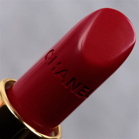 chanel rouge allure 129 surprenante|chanel lipstick 99 pirate.